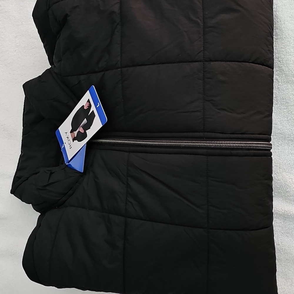 Roxy Women's Black Quilted Puffer Jacket - Picture 3 of 3